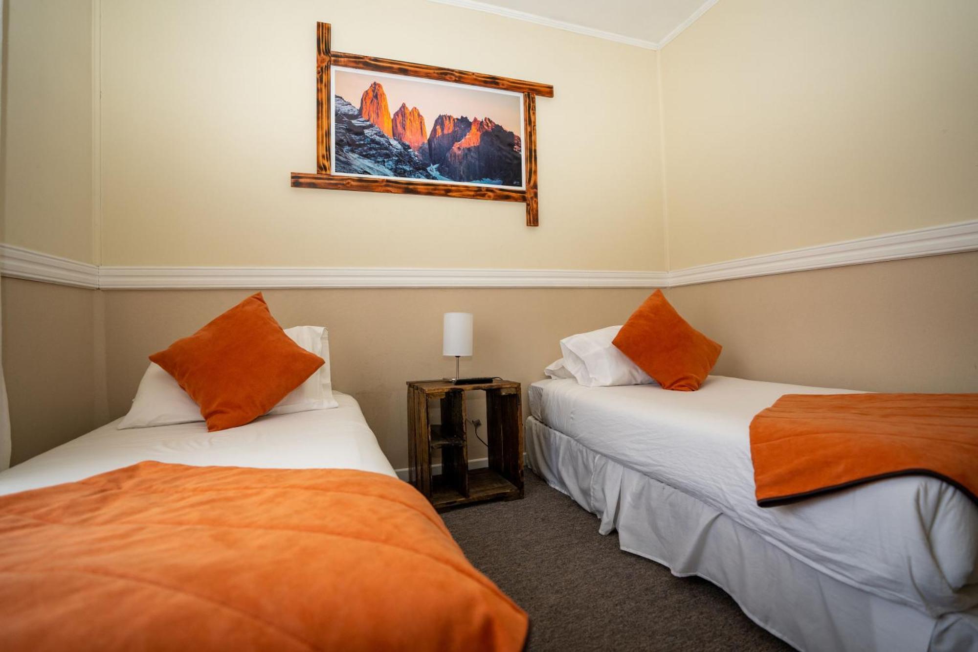 Darwin Hotel Puerto Natales Exteriör bild